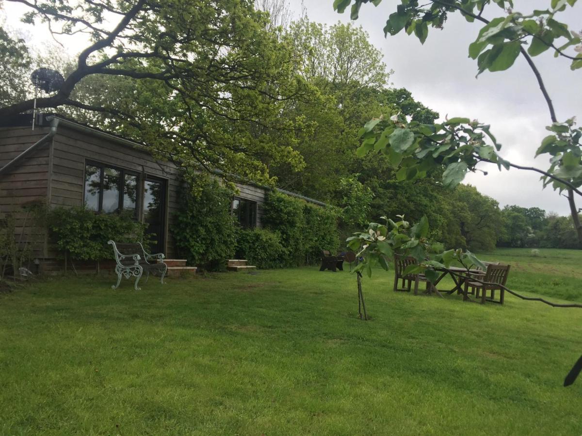 Thatched Cottage B&B Hever Exterior photo